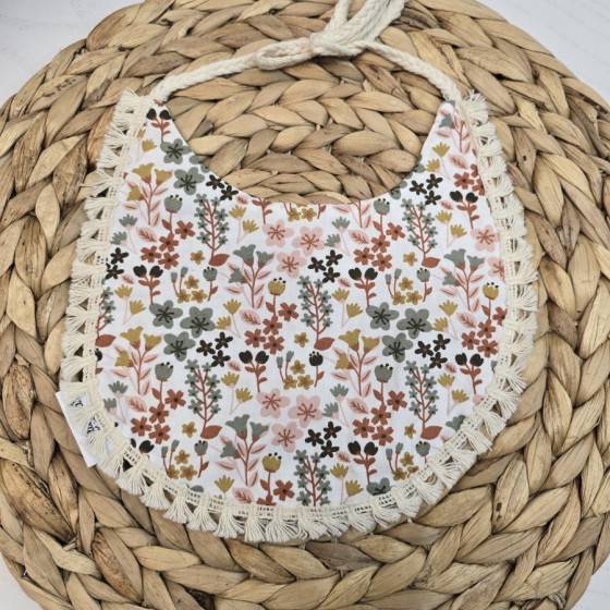 Σαλιάρα για προσφορά