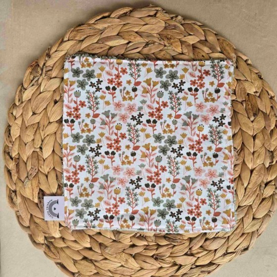 Πετσετάκι θηλασμού Red Flowers