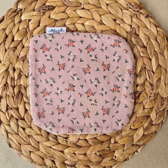 Πετσετάκι θηλασμού floral